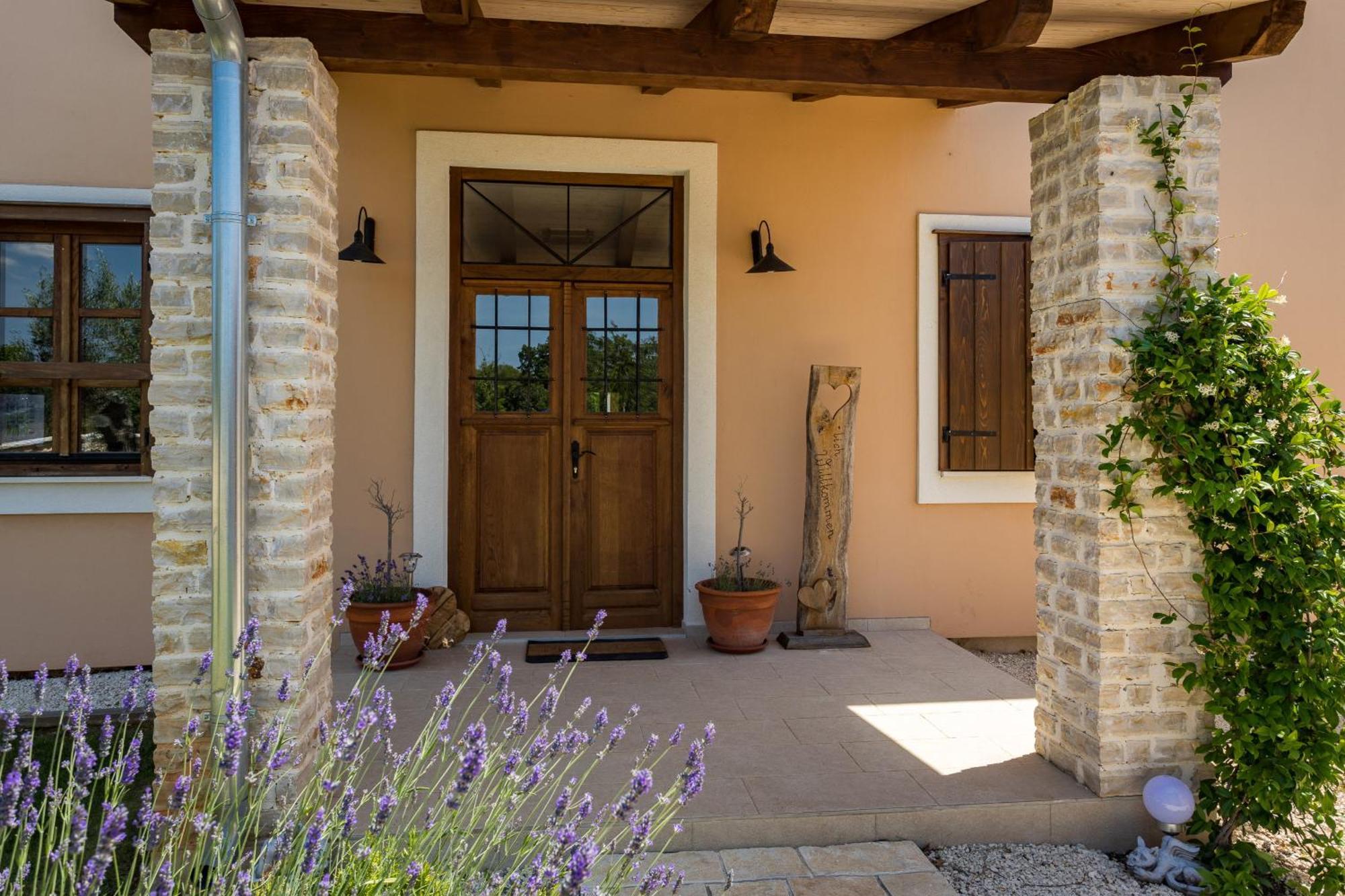 Villa Cirka In Central Istria For 14 Persons With Pool Heating & Pool Table Svetvincenat Luaran gambar